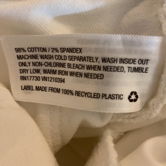 Universal Thread High Rise Straight White Pants Size 6/28 - Picture 5 of 5